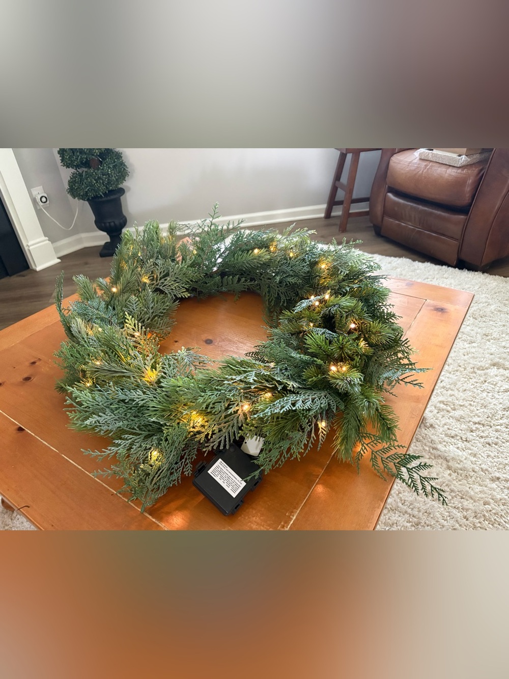 Pottery Barn Kids 30” Vintage Faux Lit Cedar Wreath, Battery operated, New